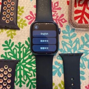 Apple Watch Series 7 in blue aluminum